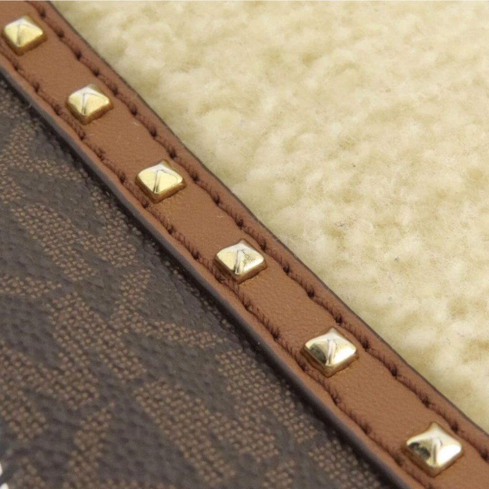 Michael Kors Brown Backpack with Aspen patches sherpa detail like new (RARE) - Picture 11 of 11
